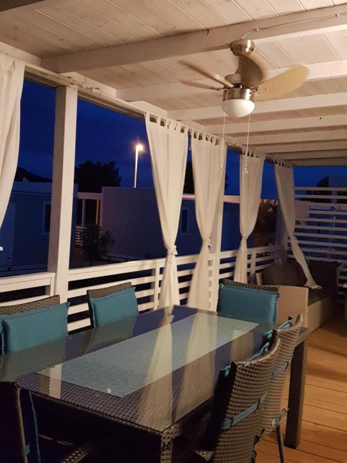 Mobile Home Pearl Of Murter Jezera Ngoại thất bức ảnh